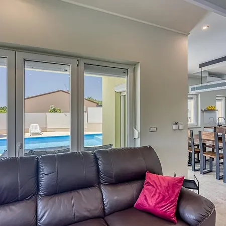 Villa House Mila